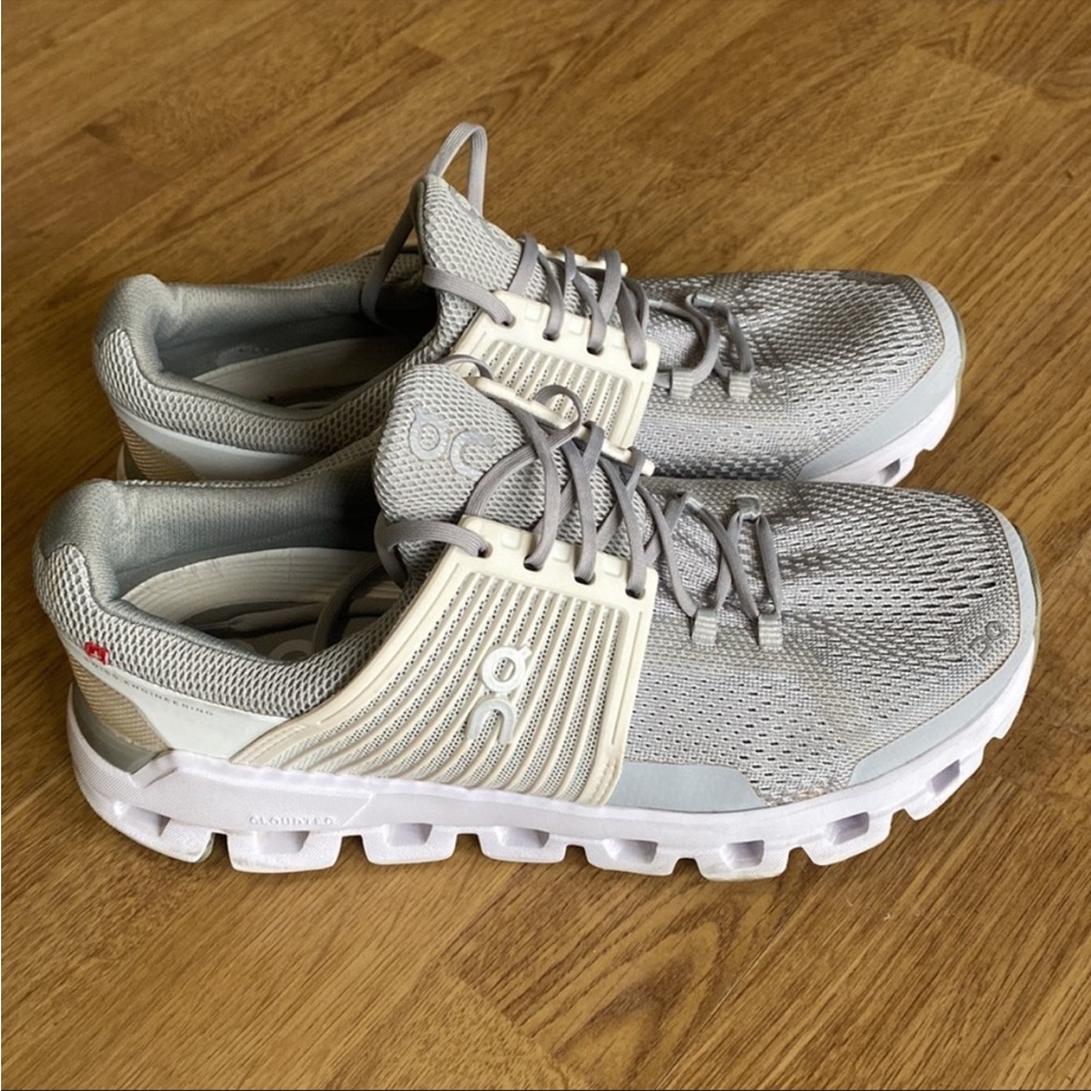 On CloudSwift Running Shoes 8.5